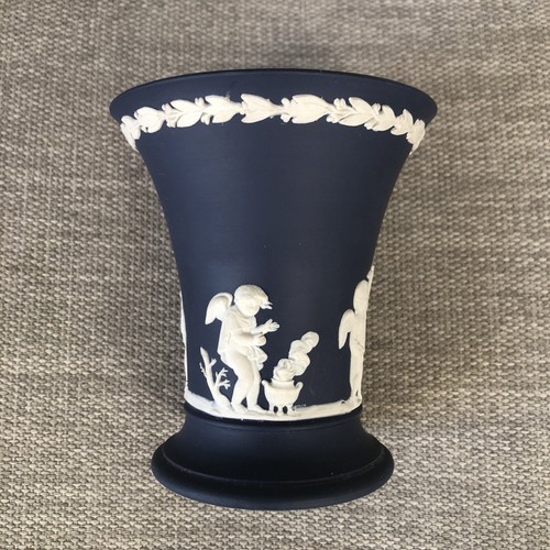 Vintage wedgwood dark portland - wedgwood,