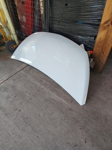 Vauxhall vivaro bonnet 2015 - bonnet,