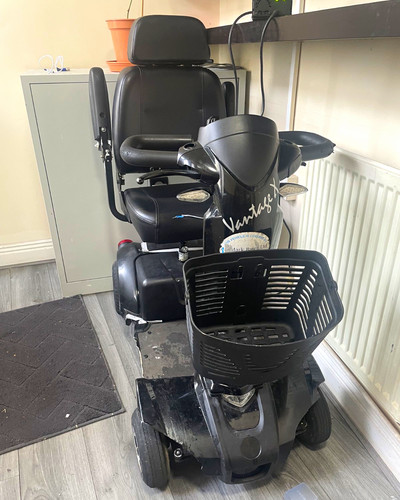Vantage black wheel mobility - vantage,