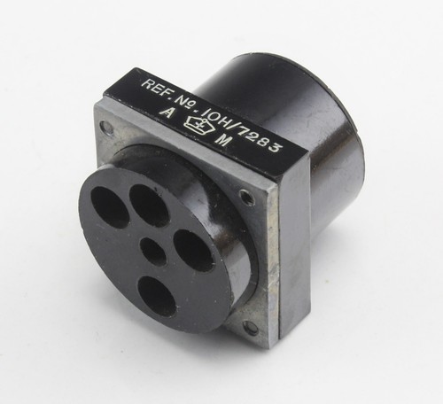 Socket type 10h - 4, pole