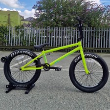 Eastern Bikes Javelin 20.5" Toptube BMX Bike Neon Yellow