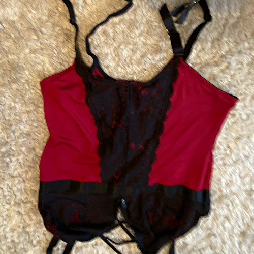 Lovehoney red black - red,