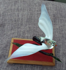 Figurine Glass Bird Beckhurst Eastbourne Murano Style Hand Made Wooden Base A/F