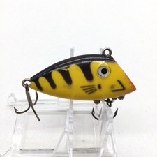 Vintage Buckeye Bait Corp.  2"