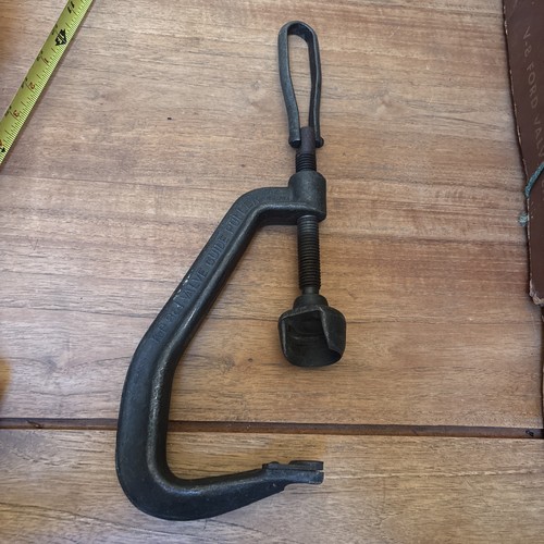 Vintage 861 valve guide - vintage,