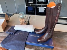 Fairfax And Favor Regina