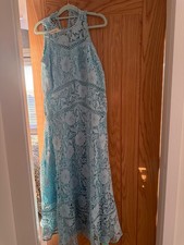 Sleeveless lace dress