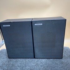 Fidelity Vintage Bookshelf