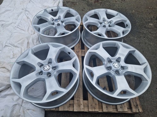 Genuine vauxhall astra - 19",