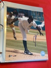 DONTRELLE WILLIS AUTOGRAPHED