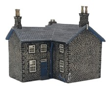 Hornby n8079 main - hornby, station