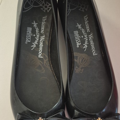 Melissa vivienne westwood - +,