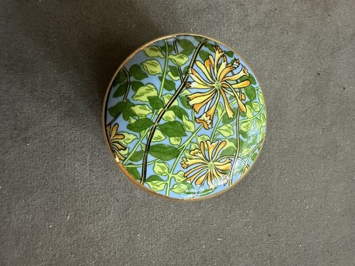 William morris museum trinket - william,