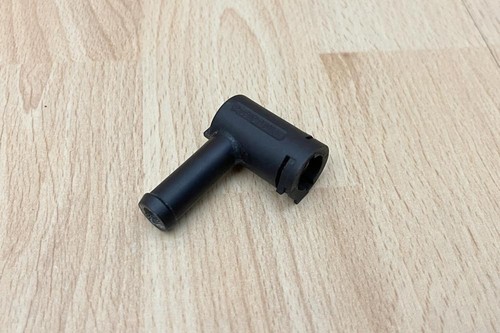 Thermostat housing outlet pipe - housing,