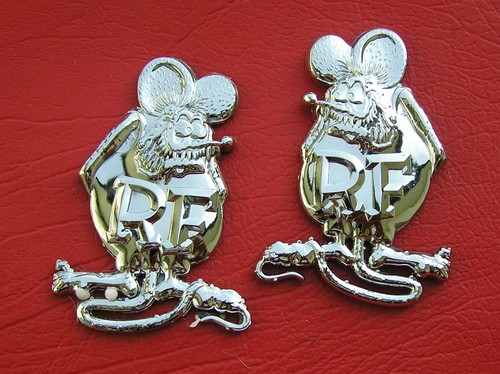 Ratfink badge pair 80mm - badge,
