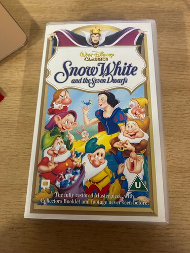 Walt disney classics snow - walt,