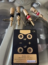 QUAD  speakers terminals