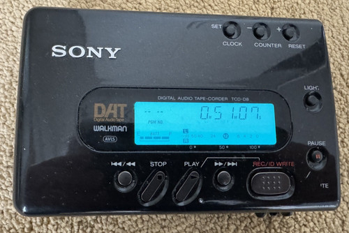 Sony tcd portable - portable, digital