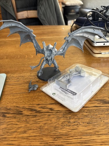 Tyranid hive tyrant - tyranid, flyrant
