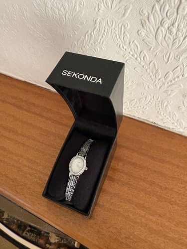 Ladies sekonda silver - ladies,