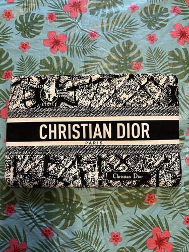Christian dior paris map - christian,