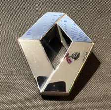RENAULT - VINTAGE METAL CAR BADGE / EMBLEM (8200027424) - 95 X 72  MM