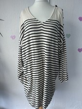 Cute V-neck Striped Jumper