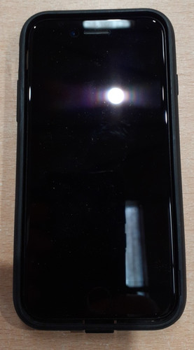 Apple iphone 32gb black - 7,