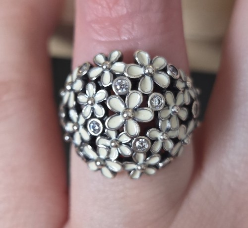 Genuine pandora darling daisy - pandora,