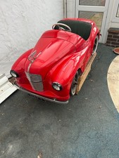 AUSTIN J40 PEDAL CAR  showing signs of age