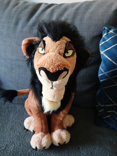 Disney store scar plush - disney,