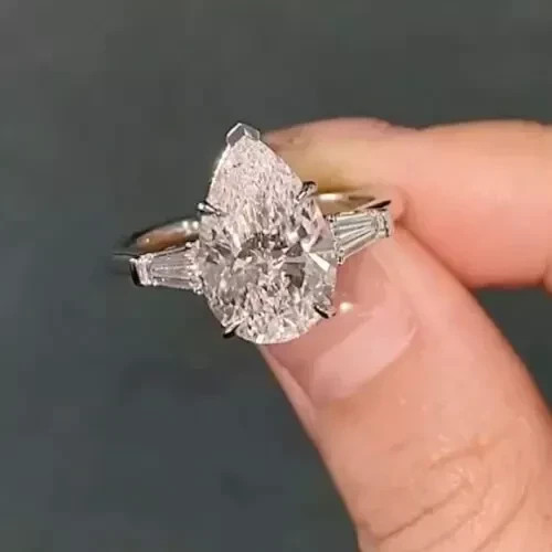 00ctw pear moissanite - 4.00ctw,
