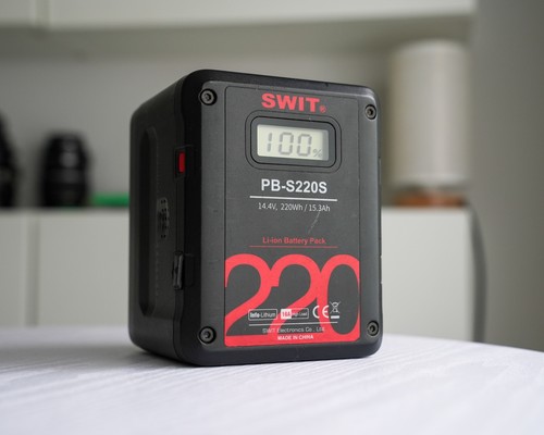 Swit s220s 220wh - ,