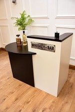 Modern Home / Garden Bar -