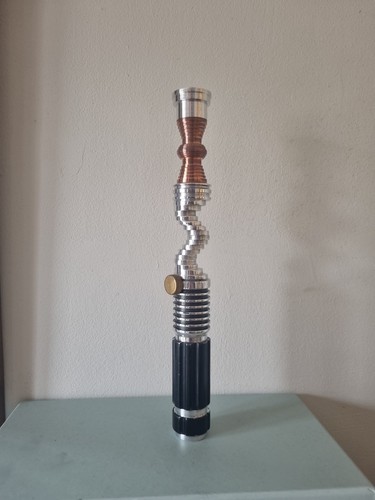 Lightsaber hilt hand - 1/1,