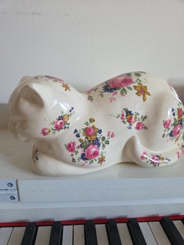 Staffordshire england klm - staffordshire, cat
