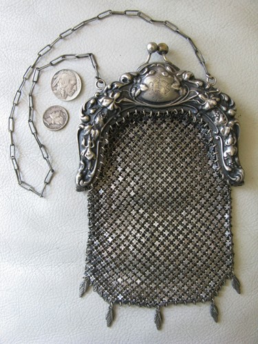 Antique silver floral frame - g,