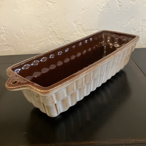 Vtg cerebral ceramic cake - ceramic, mold