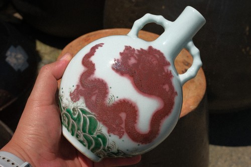 C0118 underglaze red - c0118., green