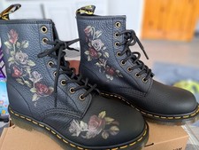 Dr. Martens 1460 Decayed Roses