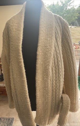 Chunky hand knit - knit, cream