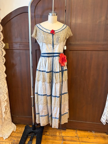 Incredible 1920s victorian - incredible,