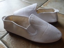 Genuine Flossy Style White Slip On Shoes UK 3 / Euro 36 (Girls Boys Womans)