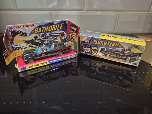 Corgi toys batmobile 267 - corgi,