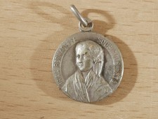 Vintage St Bernadette Soubirous Lourdes Pendant 2cm France Catholic Silver Tone