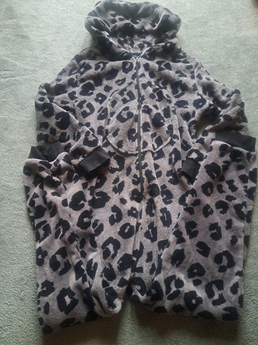 Next leopard print - leopard, warm