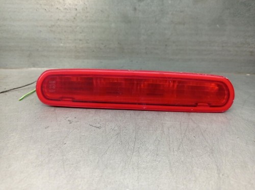 51821699 central brake light