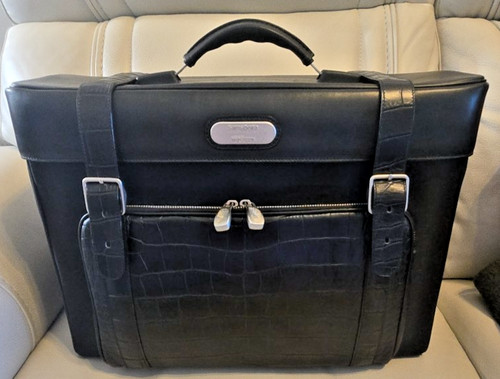 850 samsonite black - $850,
