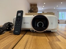 Epson EH-TW5820 2700 Lumens 3D