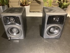 M-Audio AV32 Desktop Studio